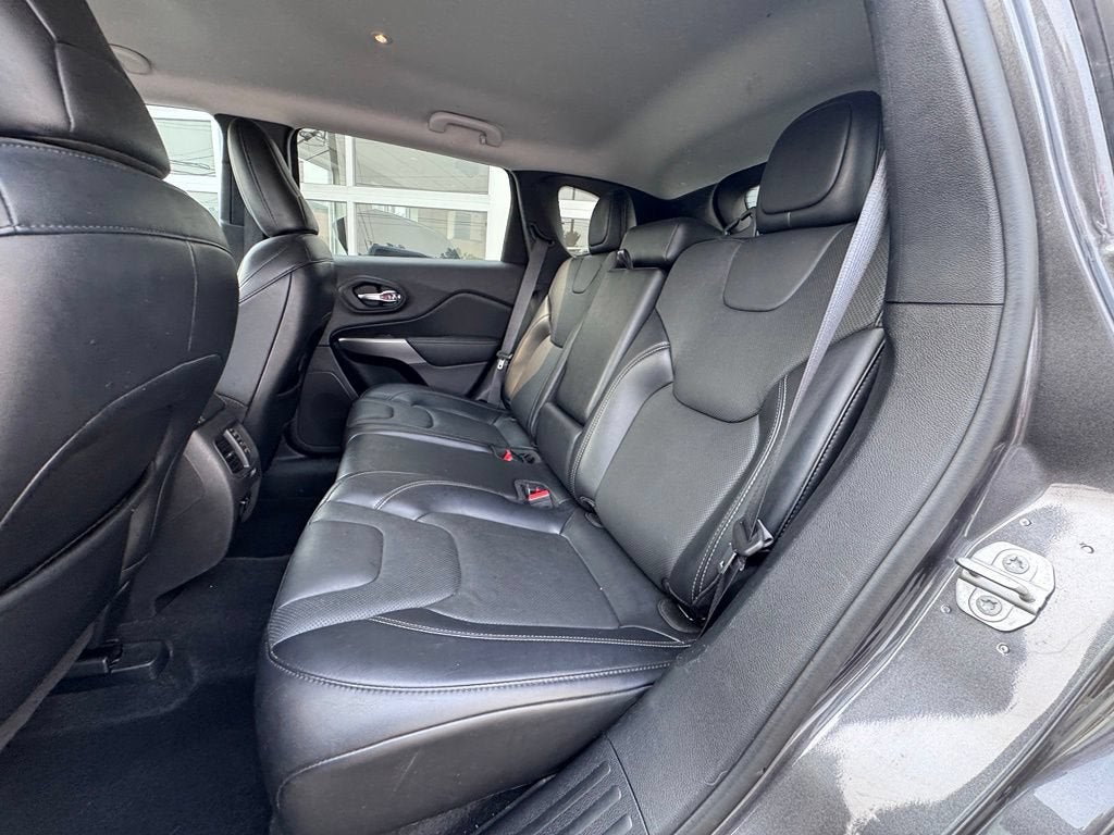 2021 Jeep Cherokee Latitude Lux