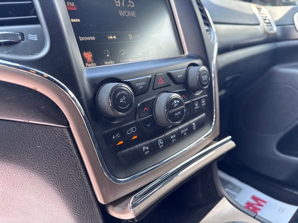 2017 Jeep Grand Cherokee Laredo