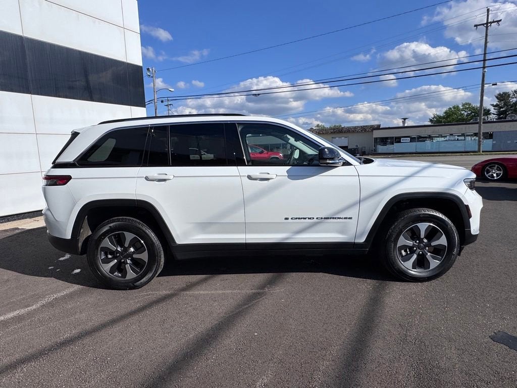 2022 Jeep Grand Cherokee 4xe NA