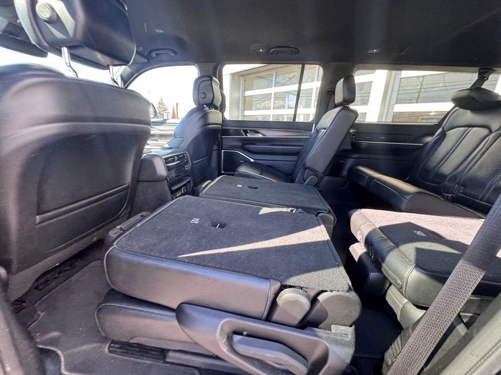 2023 Jeep Wagoneer L Series II