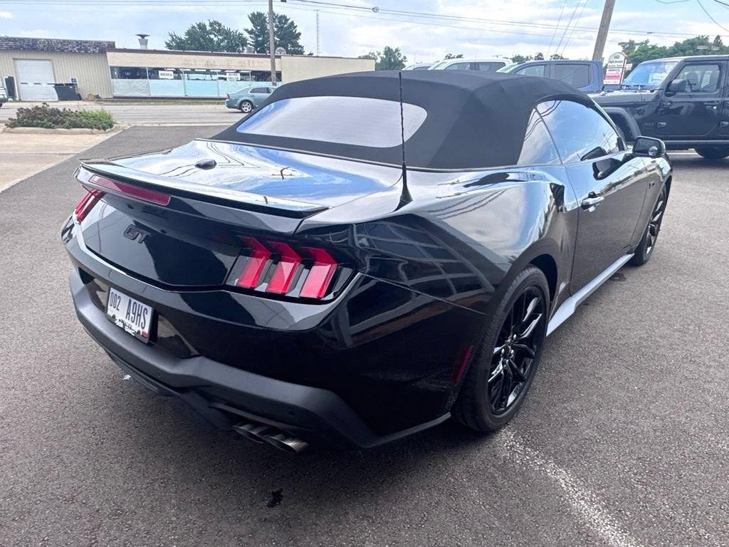 2025 Ford MUST NA