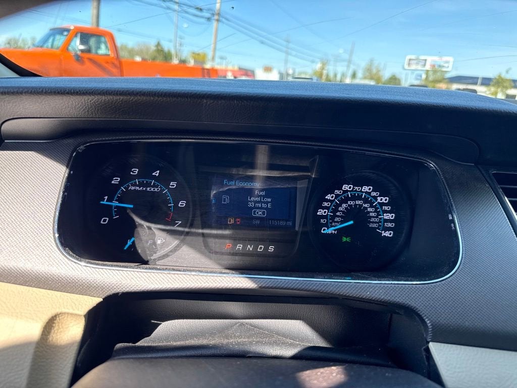 2018 Ford Taurus SE