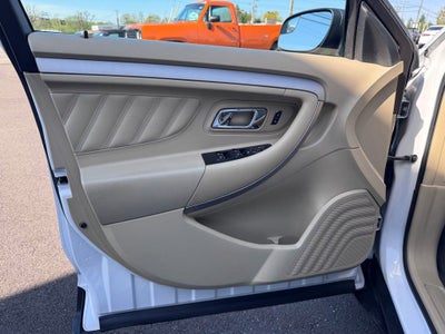 2018 Ford Taurus SE