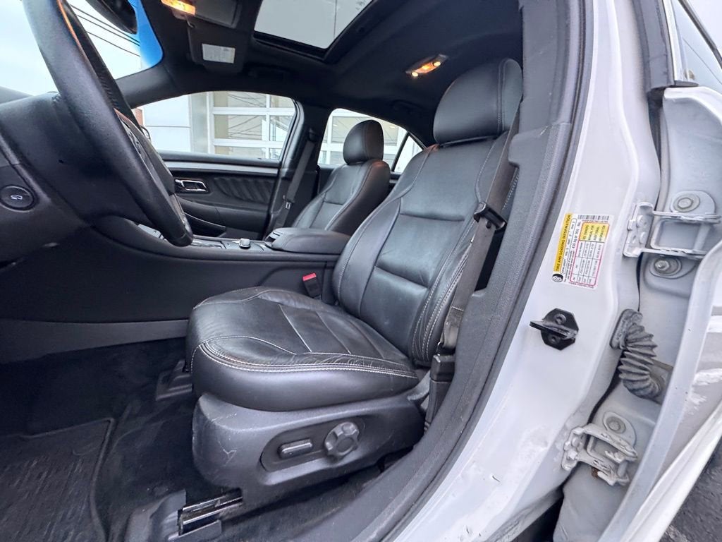 2017 Ford Taurus SEL