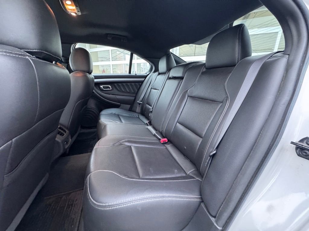 2017 Ford Taurus SEL