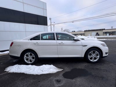 2017 Ford Taurus SEL