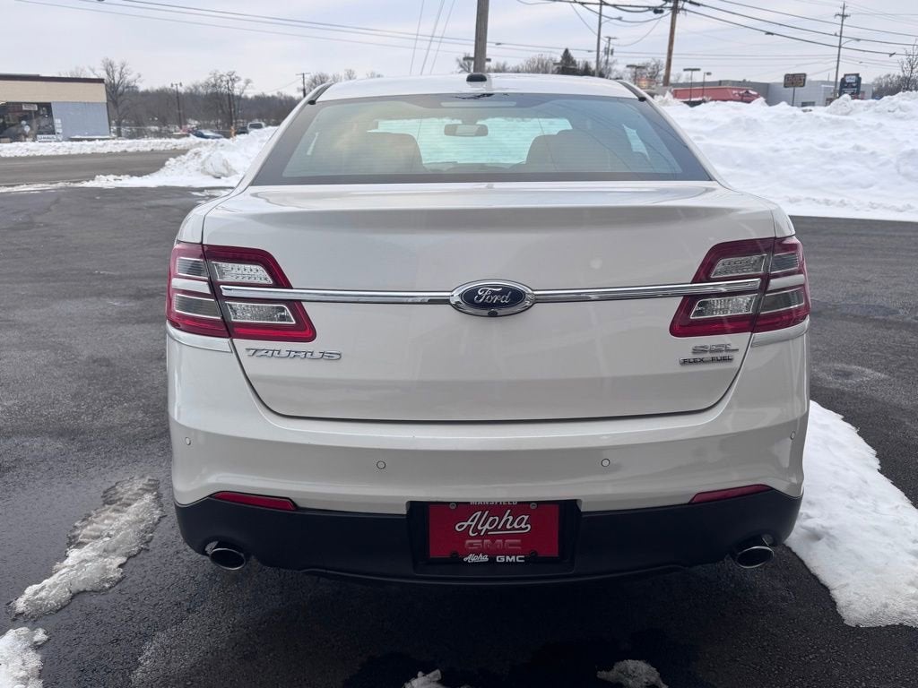 2017 Ford Taurus SEL