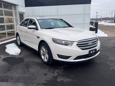 2017 Ford Taurus SEL
