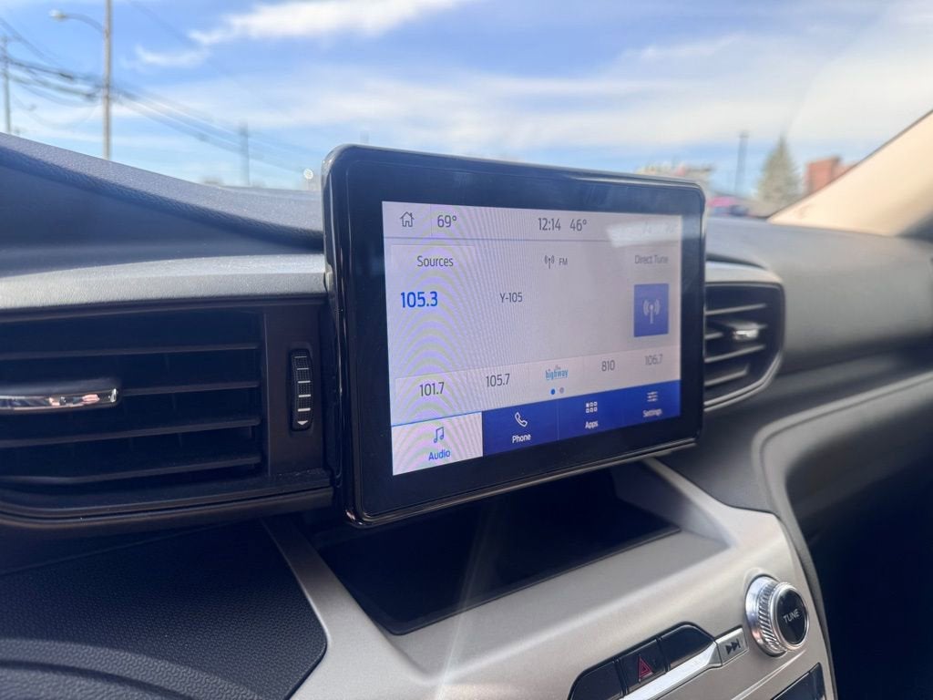 2023 Ford Explorer Base