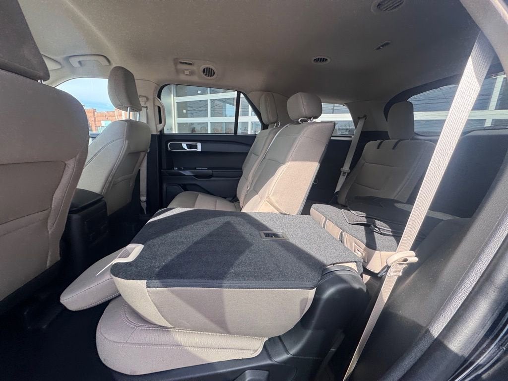 2023 Ford Explorer Base