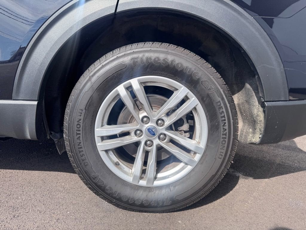 2023 Ford Explorer Base