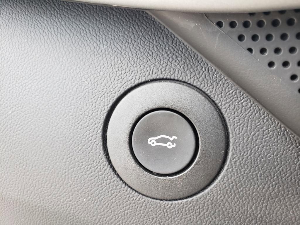 2021 Chevrolet Camaro LT1