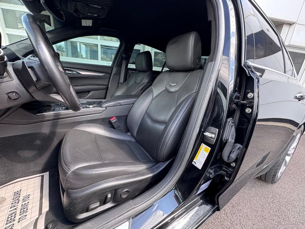 2022 Cadillac CT5 Premium Luxury