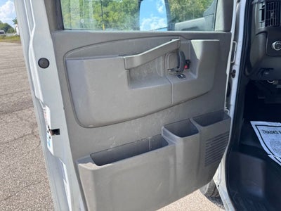 2022 Chevrolet Express Cutaway 3500 NA
