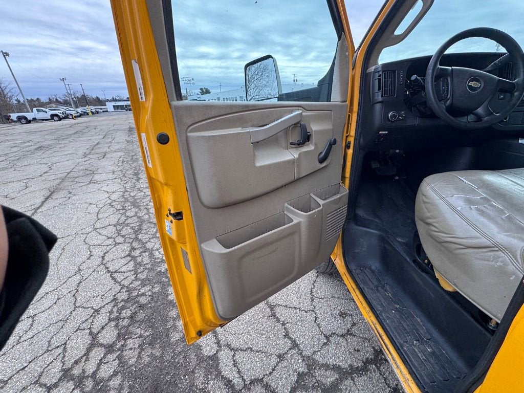2016 Chevrolet Express Cutaway 3500 NA