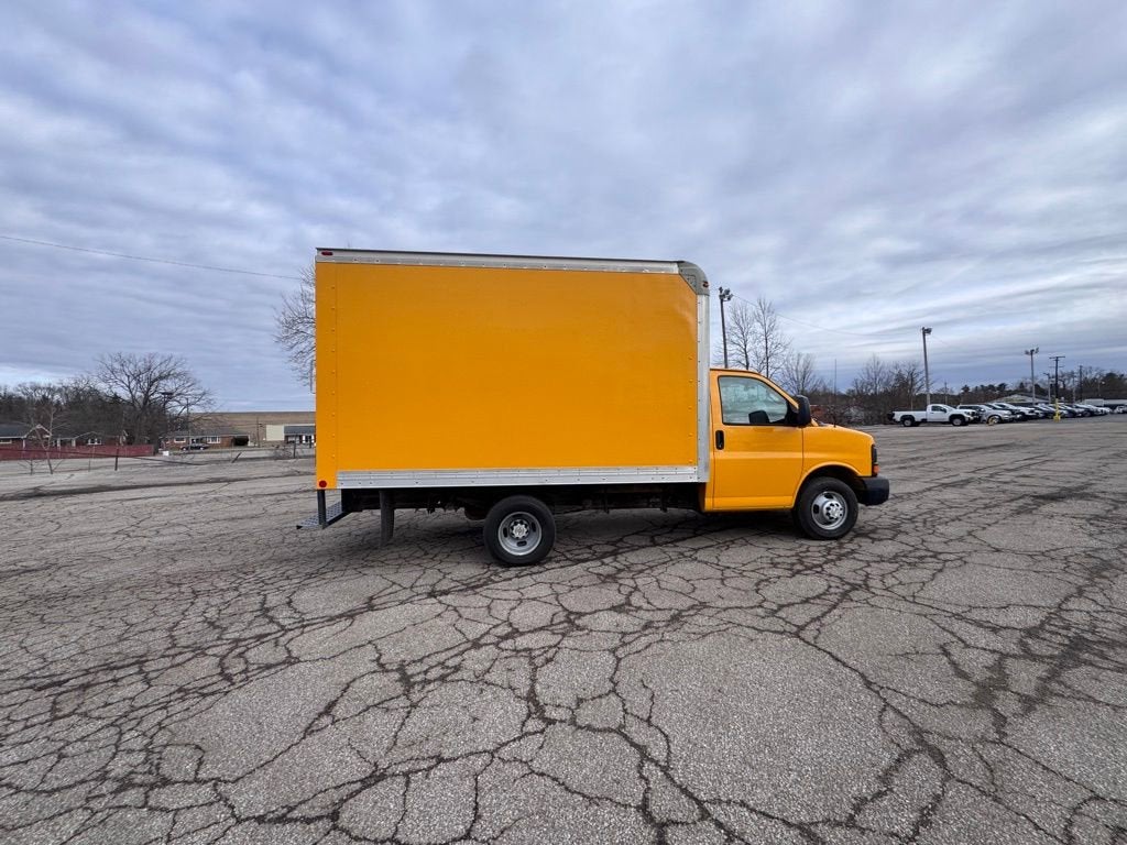 2016 Chevrolet Express Cutaway 3500 NA