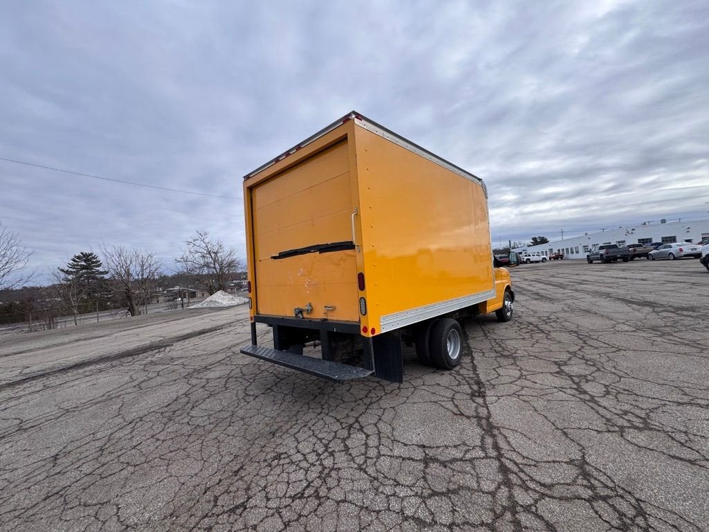 2016 Chevrolet Express Cutaway 3500 NA