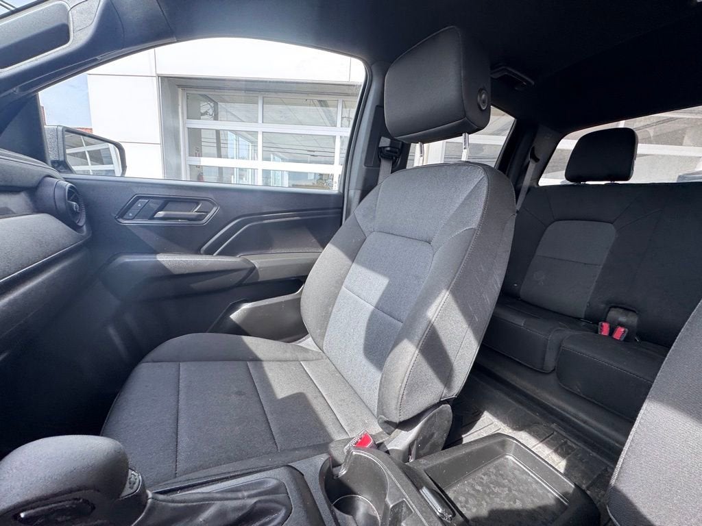 2023 Chevrolet Colorado WT