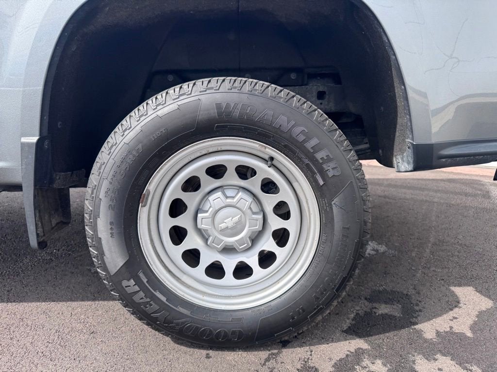 2023 Chevrolet Colorado WT