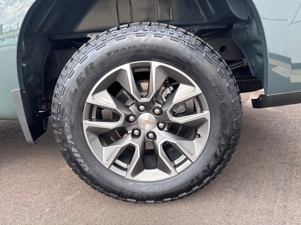 2025 Chevrolet Silverado 1500 LT (2FL)