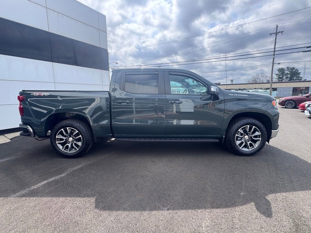 2025 Chevrolet Silverado 1500 LT (2FL)