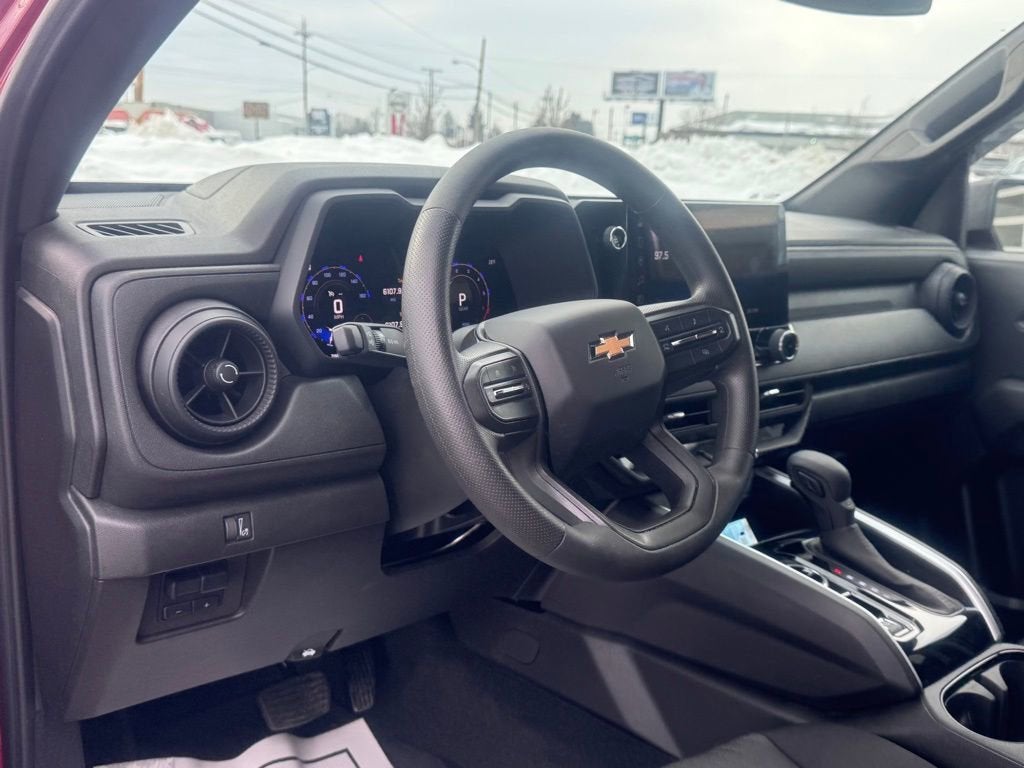 2025 Chevrolet Colorado WT/LT