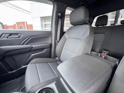 2025 Chevrolet Colorado WT/LT