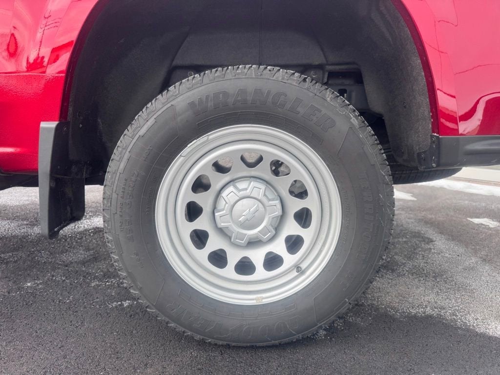 2025 Chevrolet Colorado WT/LT