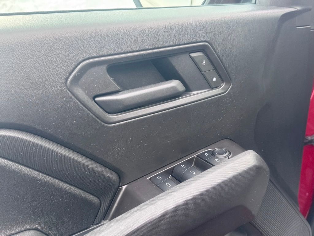 2025 Chevrolet Colorado WT/LT