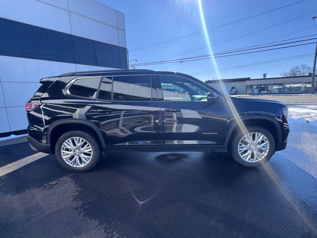 2024 GMC Acadia Elevation