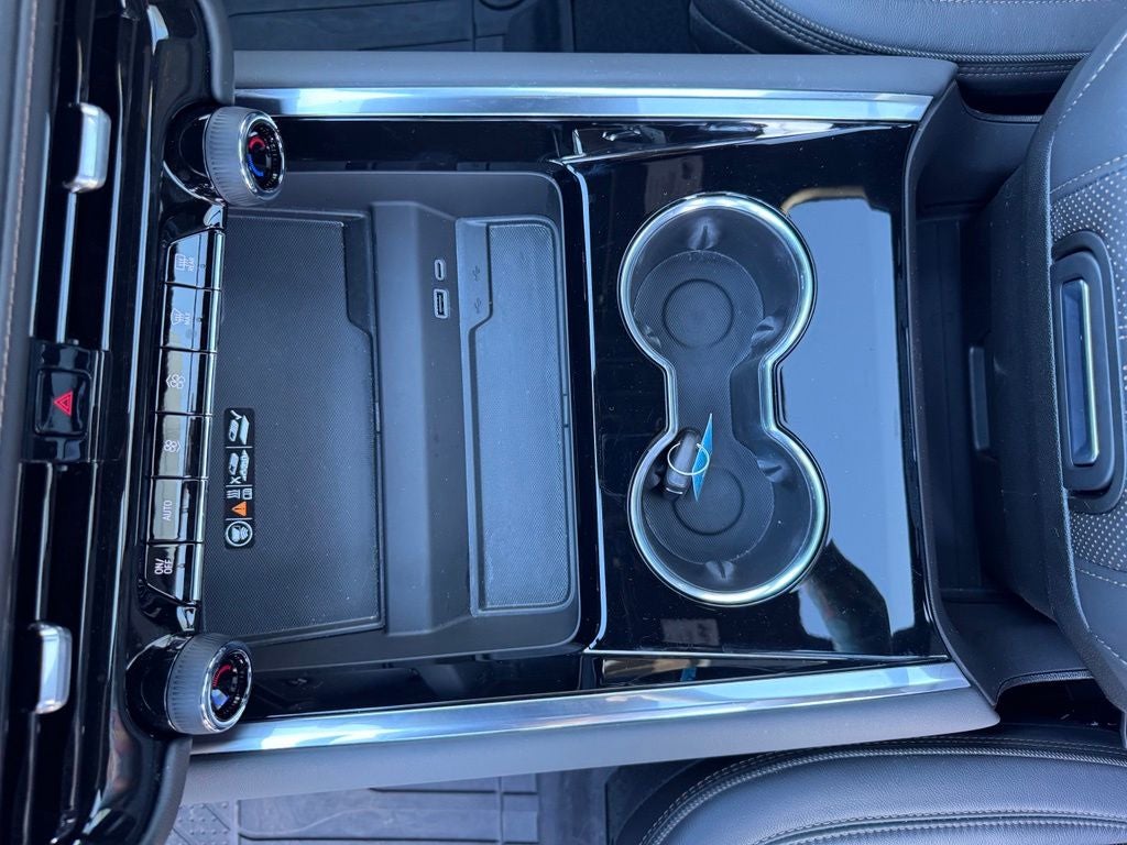 2025 Chevrolet Suburban High Country