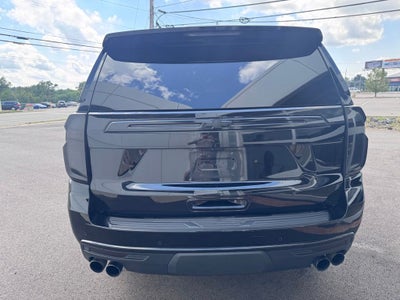2023 Chevrolet Suburban High Country