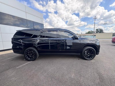2023 Chevrolet Suburban High Country