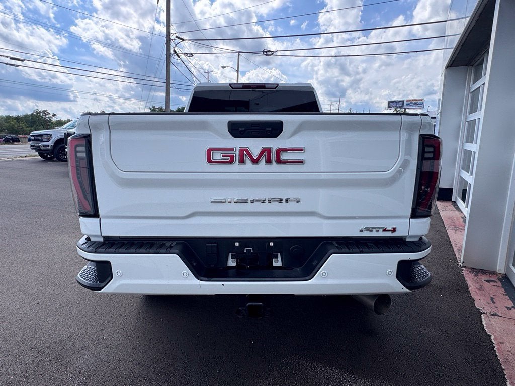 2025 GMC Sierra 2500 HD AT4