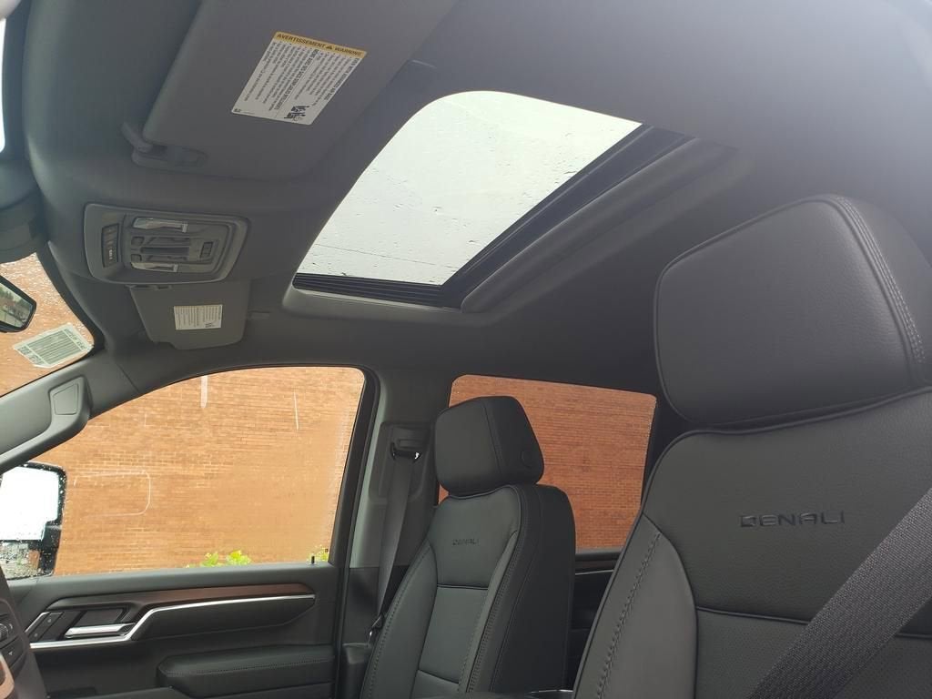 2025 GMC Sierra 2500 HD Denali