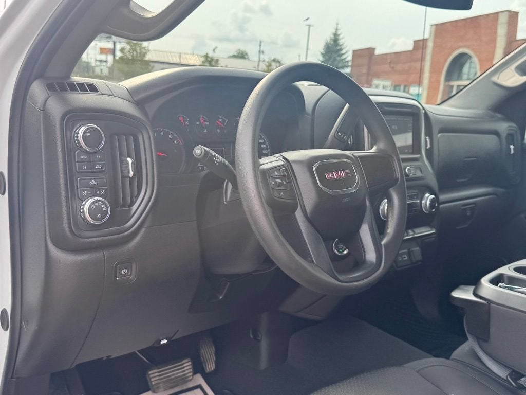 2024 GMC Sierra 1500 Pro