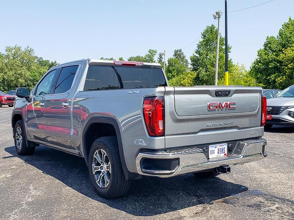 2024 GMC Sierra 1500 SLT