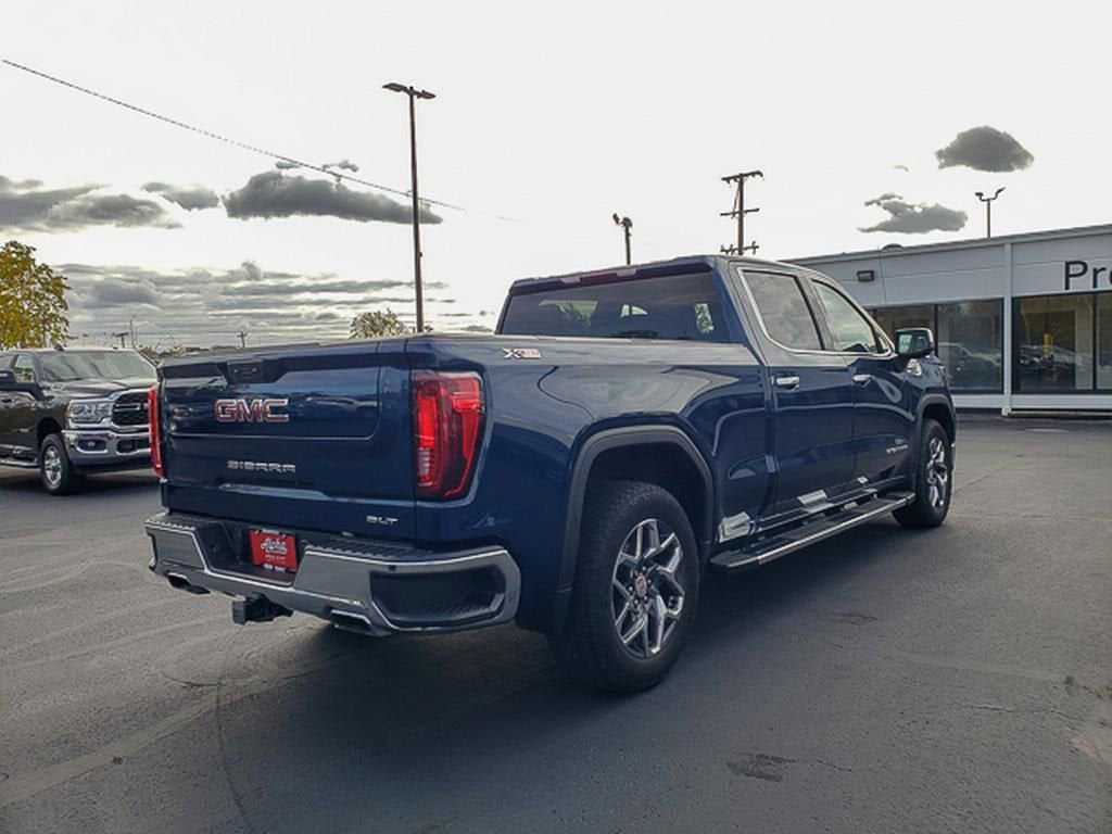 2023 GMC Sierra 1500 SLT