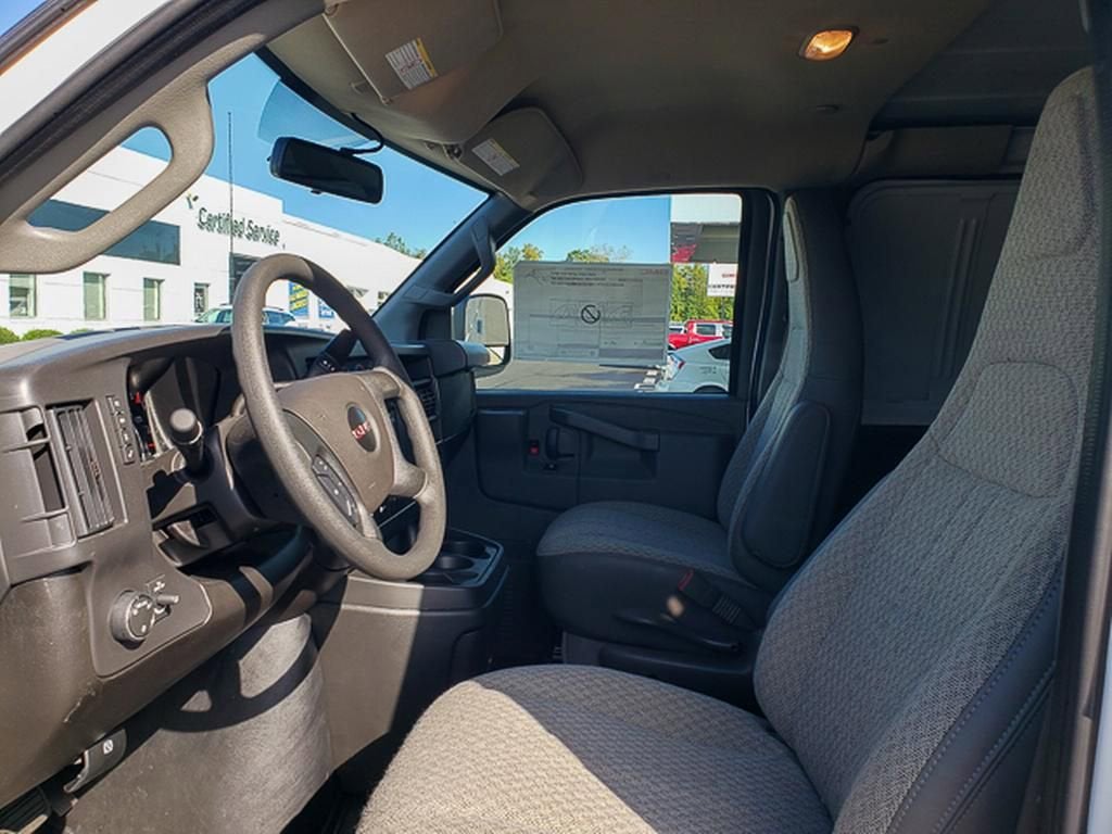 2025 GMC Savana Cargo 3500 Work Van