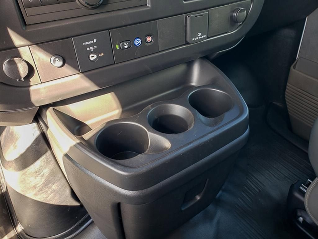 2025 GMC Savana Cargo 3500 Work Van