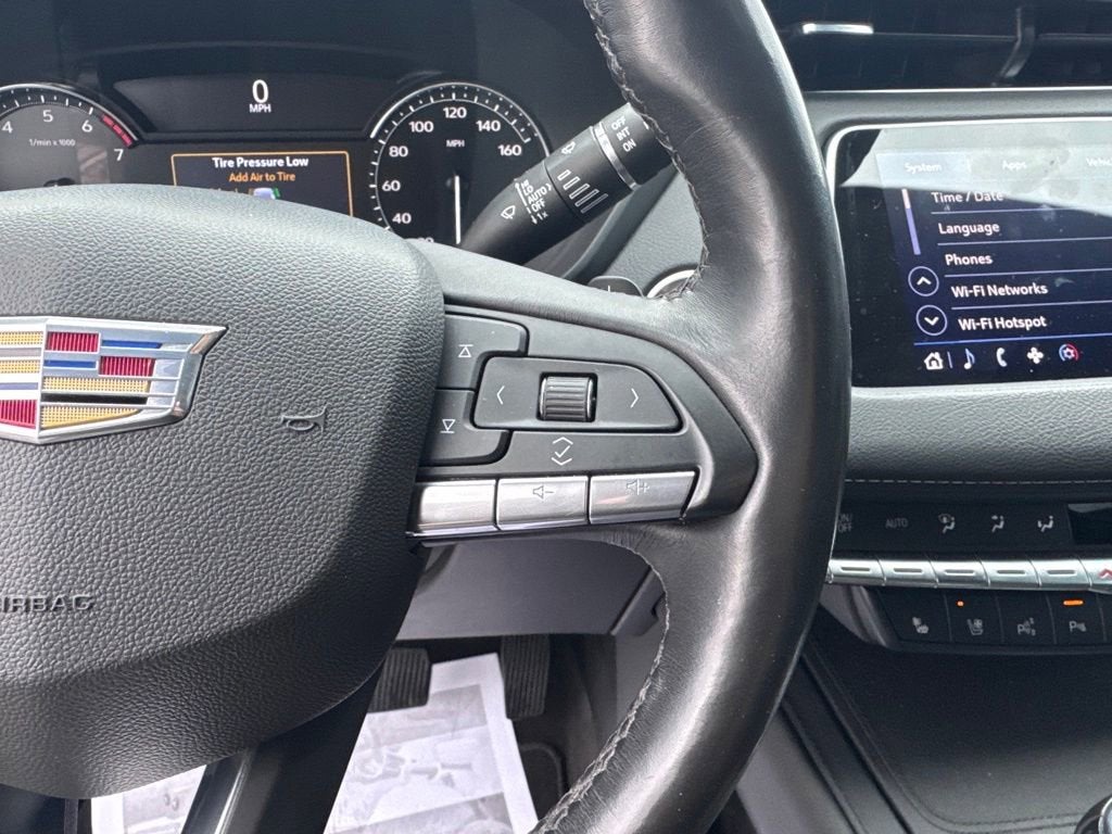 2022 Cadillac XT4 Premium Luxury