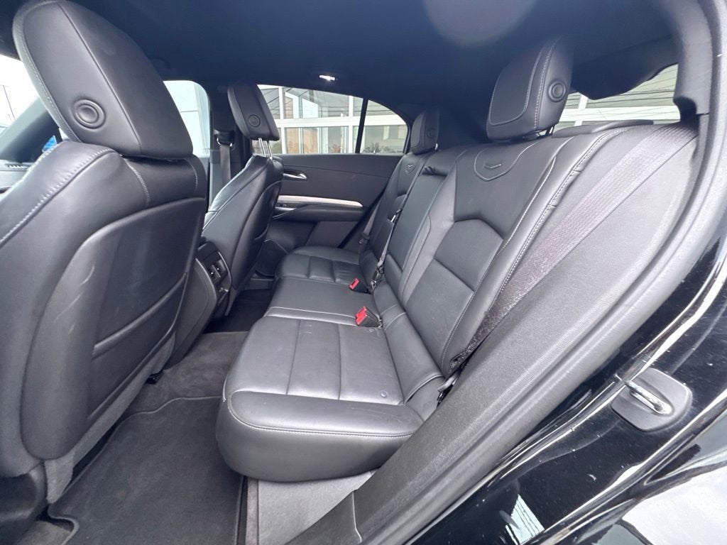 2022 Cadillac XT4 Premium Luxury