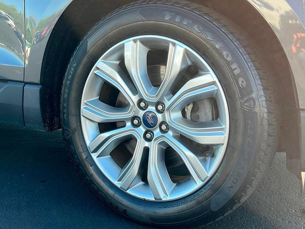 2019 Ford Edge Titanium