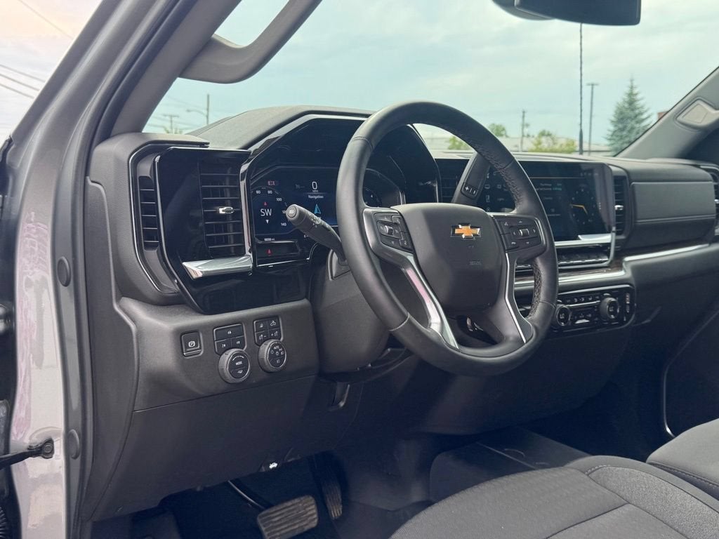 2024 Chevrolet Silverado 3500 HD LT