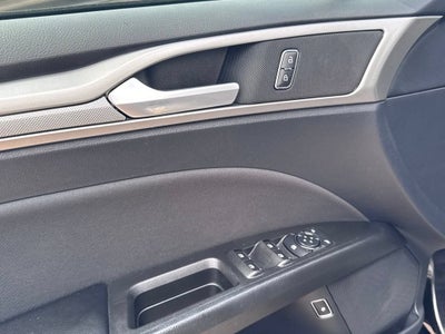 2020 Ford Fusion Hybrid SE