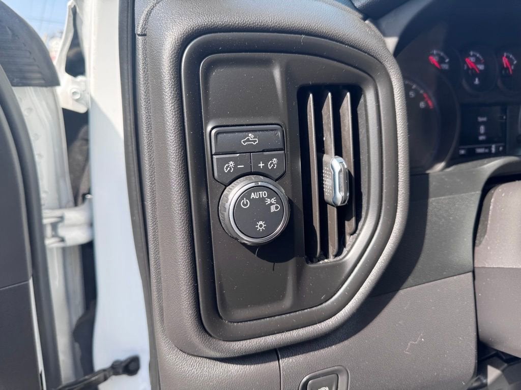 2023 Chevrolet Silverado 1500 WT