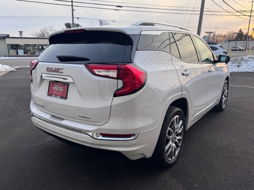 2024 GMC Terrain Denali