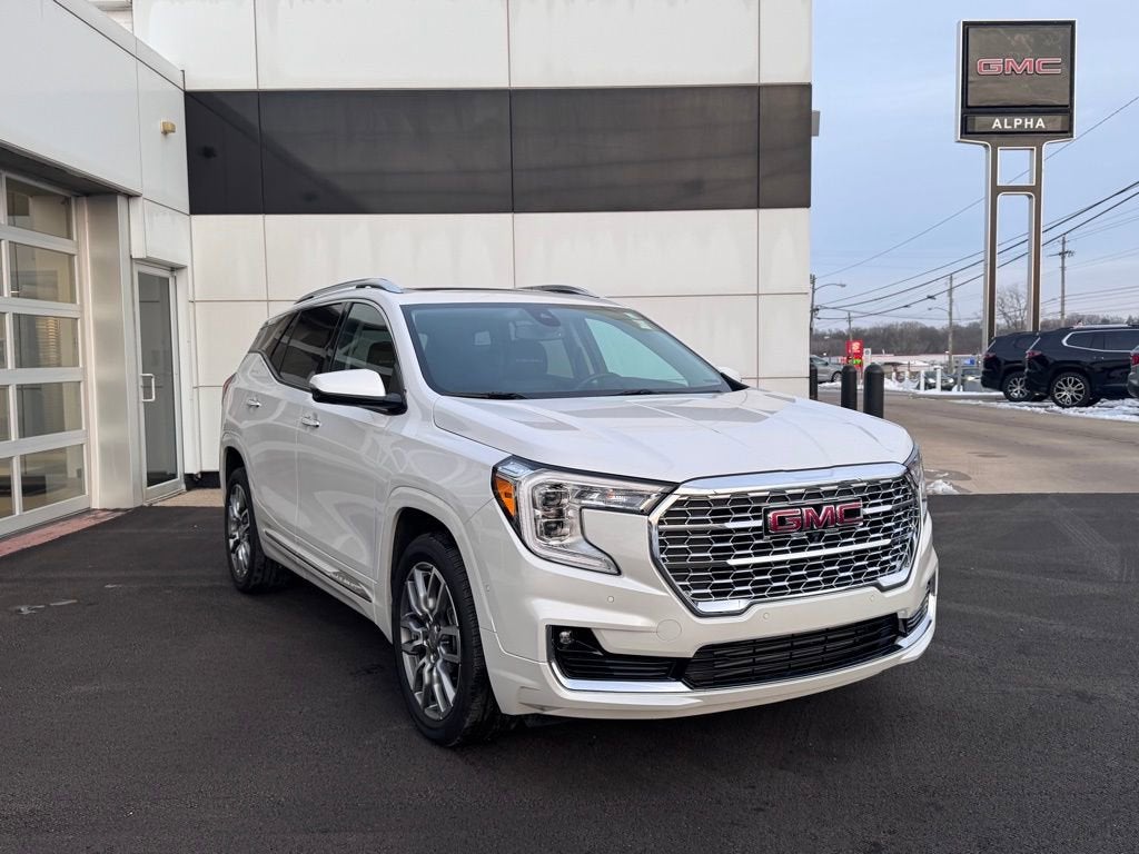 2024 GMC Terrain Denali