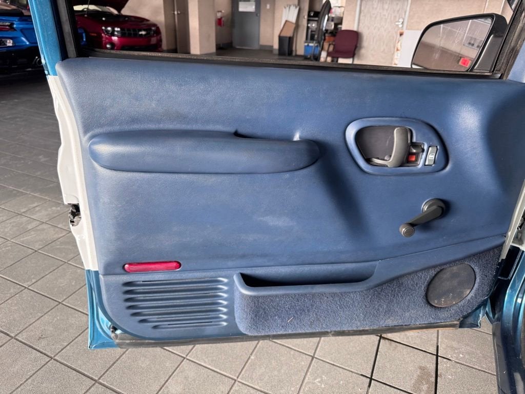 1999 Chevrolet Tahoe NA