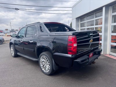 2013 Chevrolet Avalanche LT